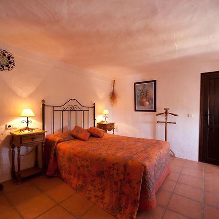 Bed and Breakfast Cortijo La Haza Иснахар Экстерьер фото